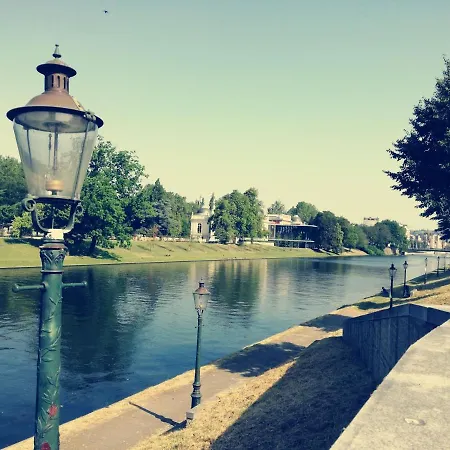 Le Boisseliege Apartment